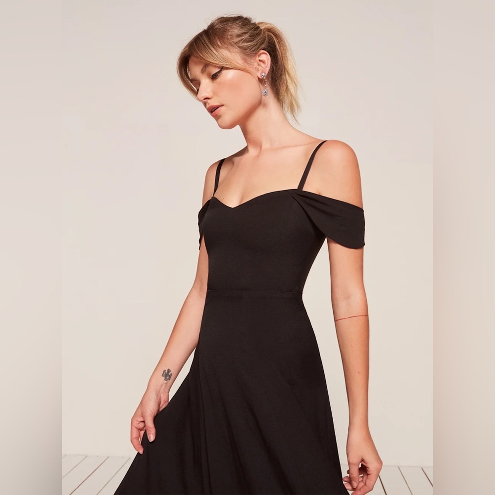 Reformation NWOT Black Poppy Off-Shoulder Maxi Dress (Size 6) - Picture 3 of 8